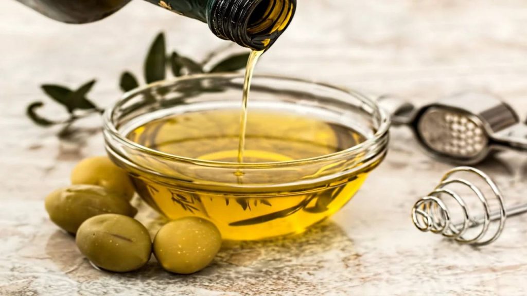 روغن زیتون برای مو روغن زیتون برای مو - انواع روغن مو