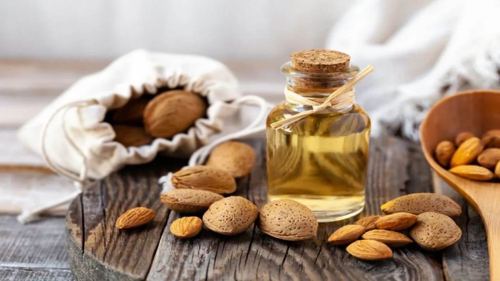 روغن بادام شیرین برای مو روغن بادام شیرین برای مو - انواع روغن مو